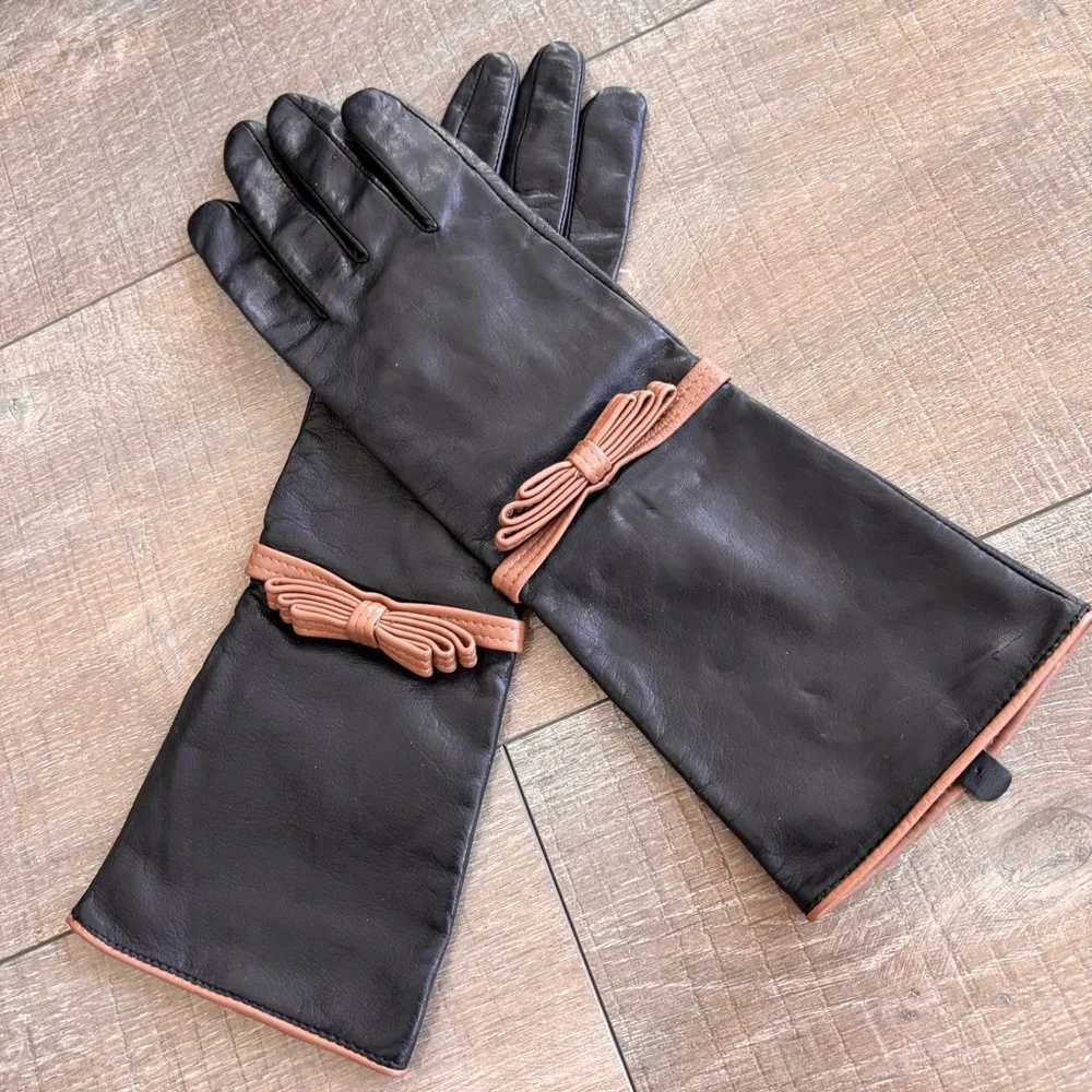 Nordstrom Tarnish Leather Gloves Black with Bows Women's Size Small